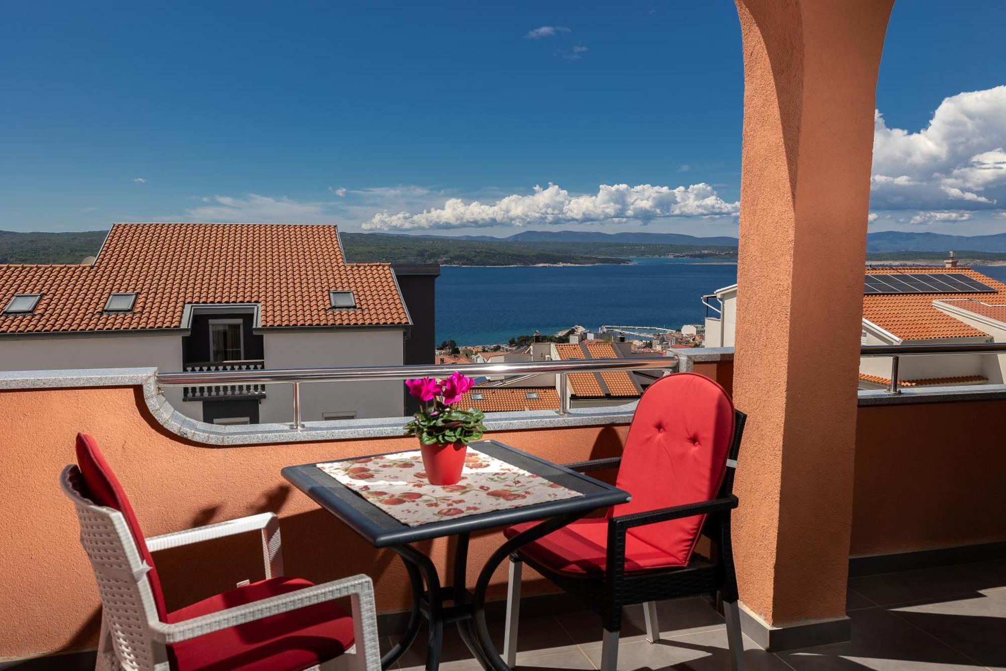 Apartments Mikanovic Crikvenica Exterior foto